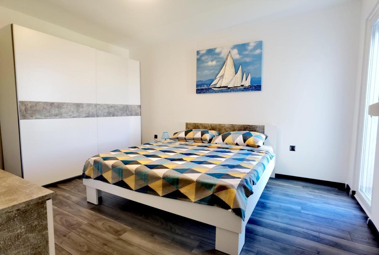 Apartment Pek Crikvenica Dış mekan fotoğraf